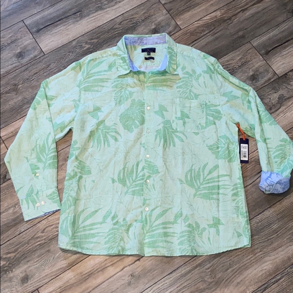 NWT Margaritaville Island Reserve Lemon Key shirt